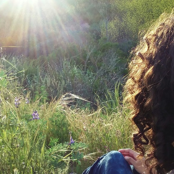 Meet your Posher, Selena - Picture 1 of 1